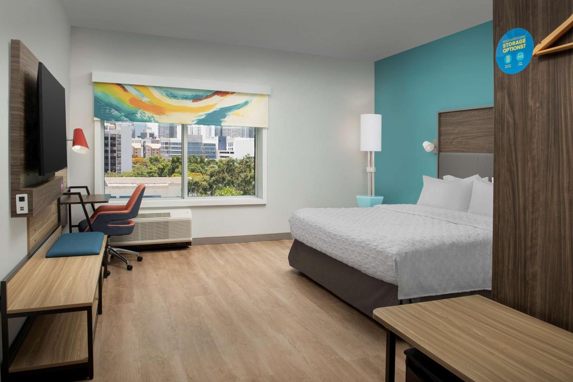 Tru By Hilton Miami West Brickell Hotel Екстериор снимка