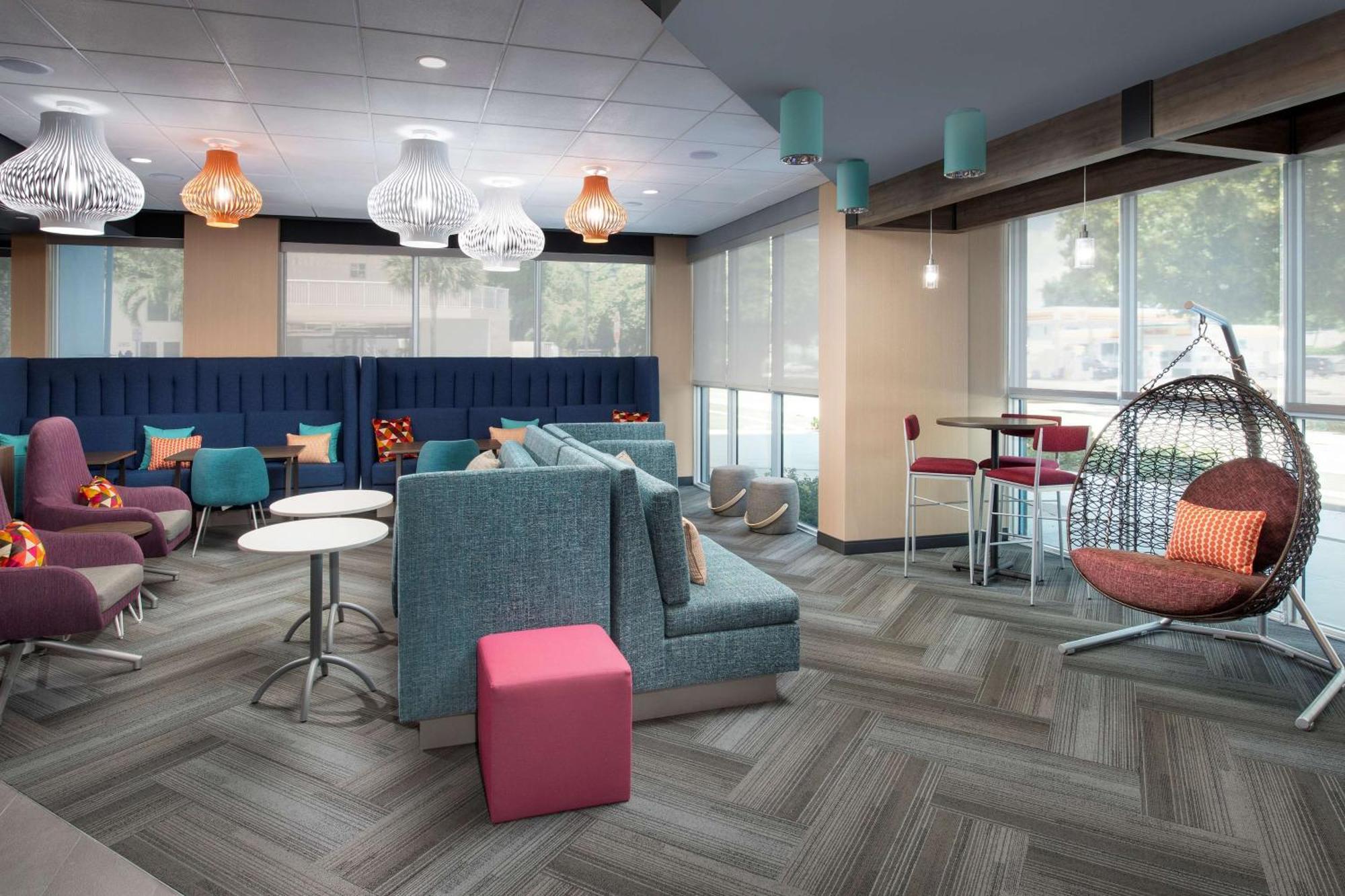 Tru By Hilton Miami West Brickell Hotel Екстериор снимка